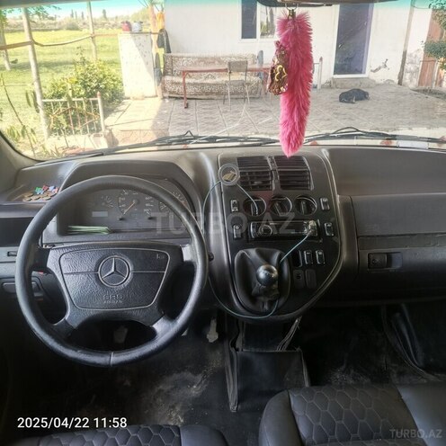 Mercedes Vito 1998, 500,000 km - 2.3 l - Sabirabad
