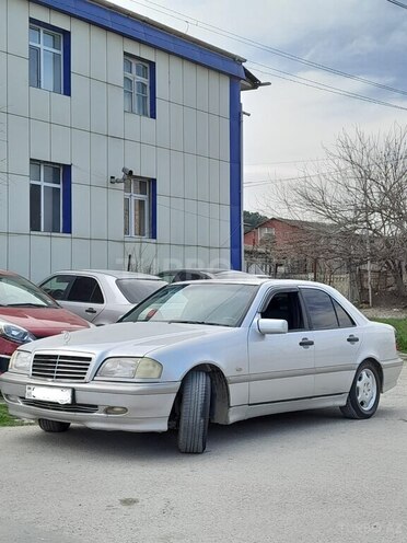 Mercedes C 200 1999, 328,000 km - 2.0 l - Şabran