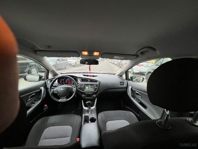 Kia Ceed 2015, 150,000 km - 1.6 l - Bakı