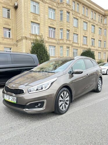 Kia Ceed 2015, 150,000 km - 1.6 l - Bakı