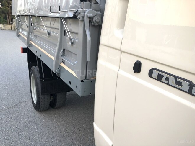 GAZ 3302-744 2000, 86,000 km - 2.4 л - Bakı