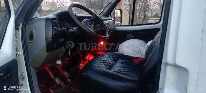 GAZ Sobol 2009, 300,000 km - 2.4 l - Sabirabad