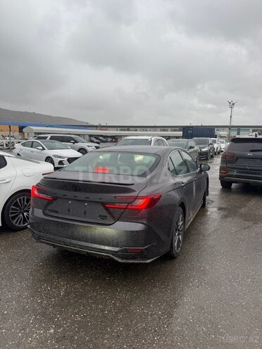 Toyota Camry-6