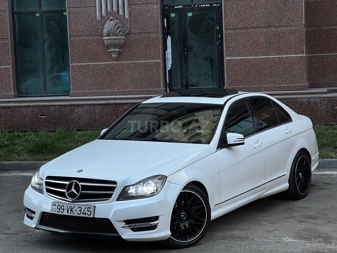 Mercedes C 250 2014, 221,547 km - 1.8 l - Bakı