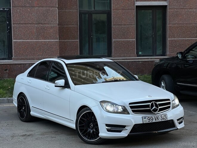 Mercedes C 250 2014, 221,547 km - 1.8 l - Bakı