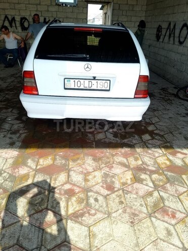 Mercedes C 180 1997, 352,698 km - 1.8 l - Ucar