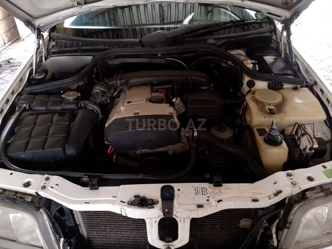 Mercedes C 180 1997, 352,698 km - 1.8 l - Ucar