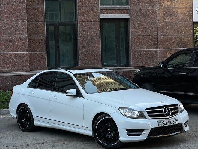 Mercedes C 250 2014, 221,547 km - 1.8 l - Bakı