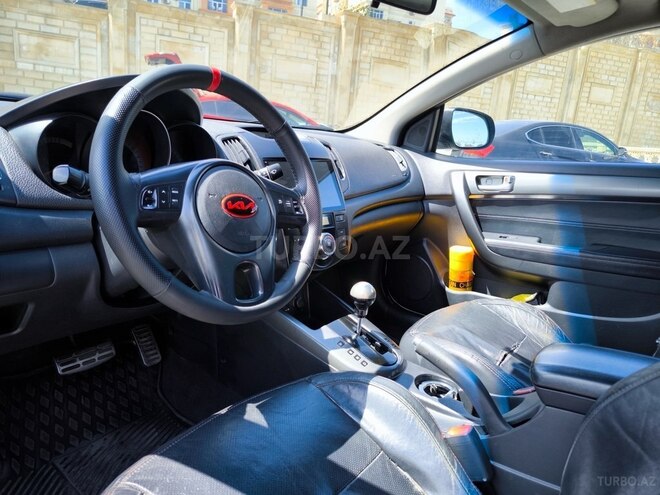 Kia Cerato Koup 2010, 230,000 km - 2.0 л - Bakı