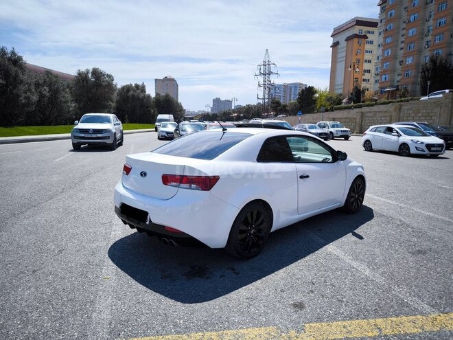 Kia Cerato Koup 2010, 230,000 km - 2.0 л - Bakı