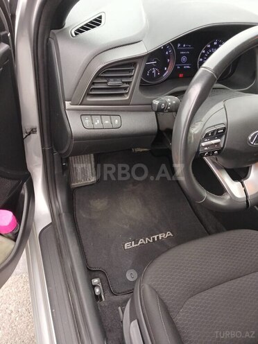 Hyundai Elantra 2019, 69,202 km - 2.0 л - Bakı