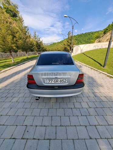 Opel Vectra 1997, 410,816 km - 1.8 l - Balakən