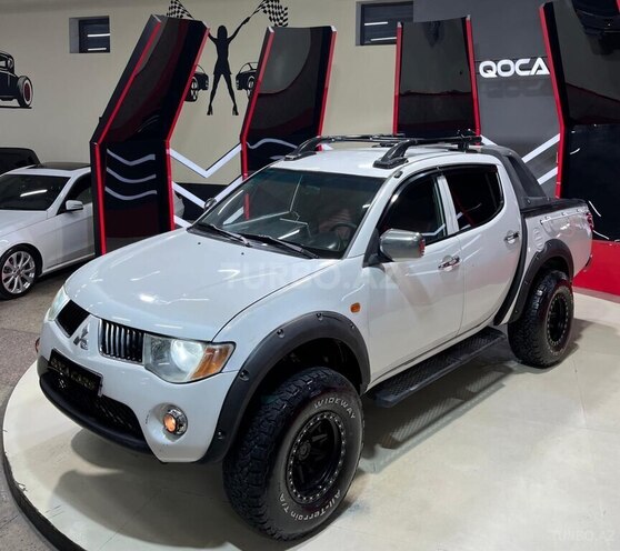 Mitsubishi L200 2008, 188,888 km - 2.5 l - Sumqayıt