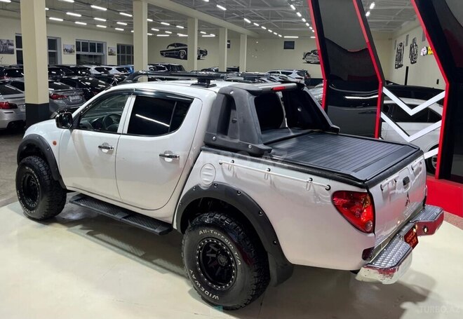 Mitsubishi L200 2008, 188,888 km - 2.5 l - Sumqayıt