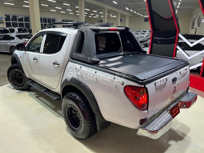 Mitsubishi L200 2008, 188,888 km - 2.5 l - Sumqayıt