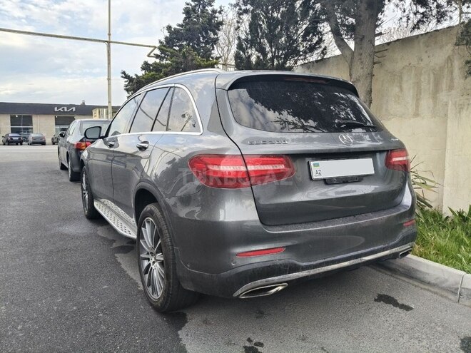 Mercedes GLC 300 4MATIC 2017, 150,000 km - 2.0 l - Bakı