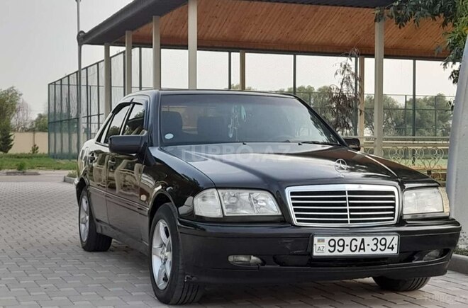Mercedes C 200 1999, 395,000 km - 2.0 l - Saatlı