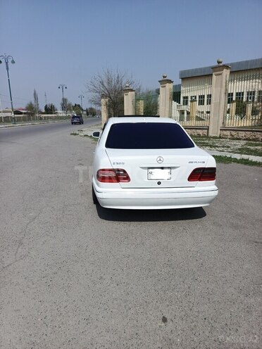 Mercedes E 320 2001, 440,000 km - 3.2 l - İmişli