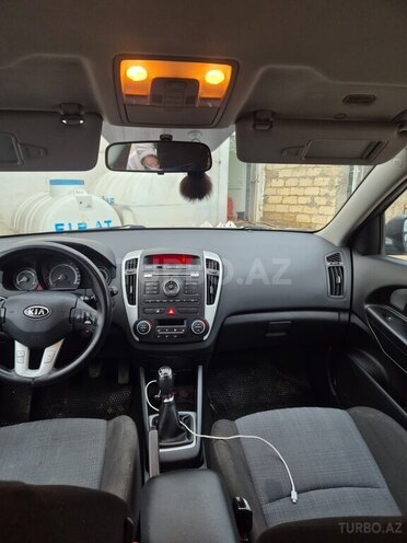 Kia Ceed 2010, 220,000 km - 1.6 л - Sumqayıt