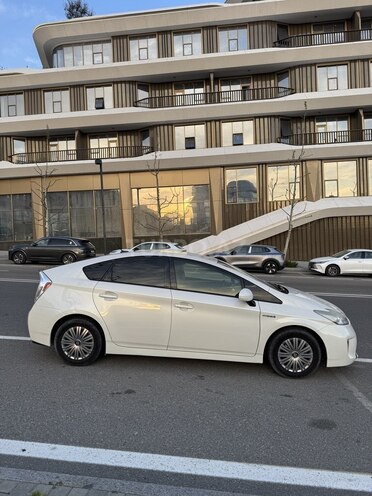 Toyota Prius 2015, 199,359 km - 1.8 л - Bakı