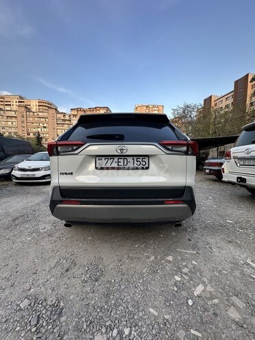 Toyota RAV4 2022, 29,000 km - 2.0 l - Bakı