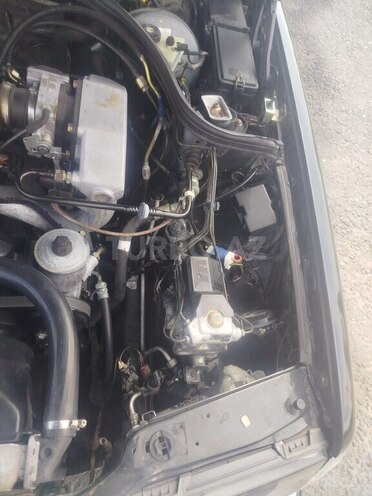 Mercedes E 220 1994, 315,431 km - 2.2 l - Qəbələ