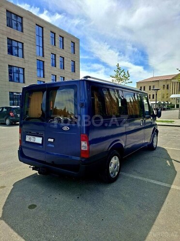 Ford Transit 2002, 568,208 km - 2.0 l - Quba