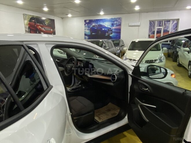 Chevrolet Tracker 2024, 15,999 km - 1.2 l - Sumqayıt