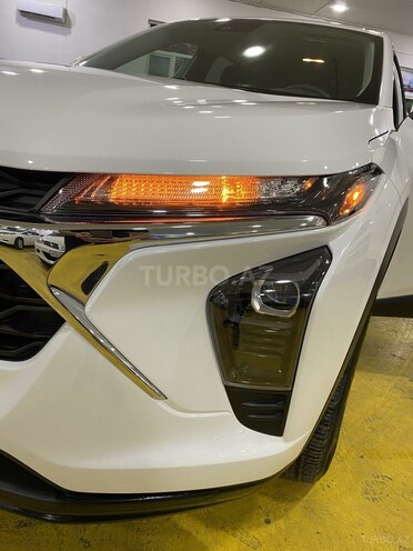 Chevrolet Tracker 2024, 15,999 km - 1.2 l - Sumqayıt