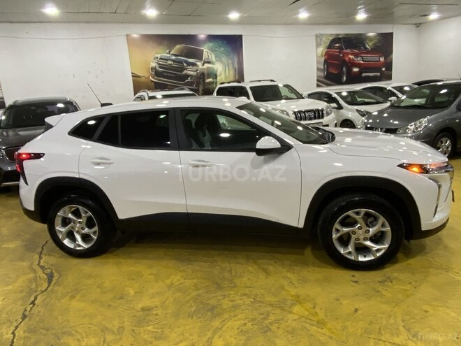 Chevrolet Tracker 2024, 15,999 km - 1.2 l - Sumqayıt