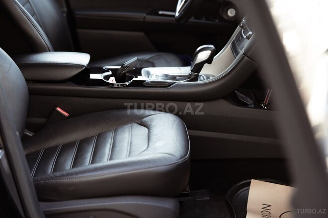 Ford Fusion (North America) 2014, 190,000 km - 1.5 l - Bakı