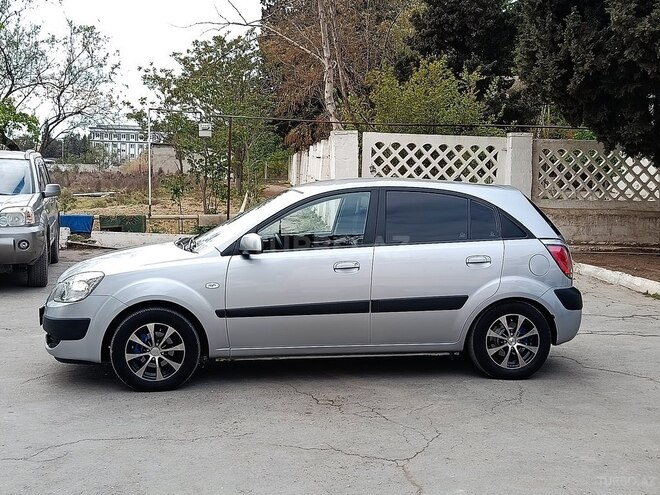 Kia Rio 2007, 284,000 km - 1.4 л - Şirvan