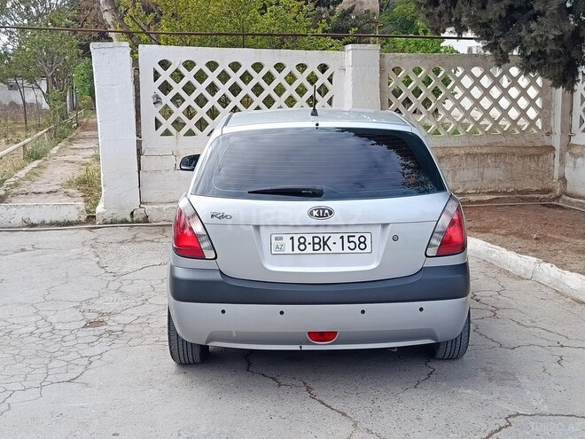 Kia Rio 2007, 284,000 km - 1.4 л - Şirvan