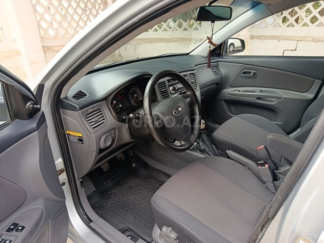 Kia Rio 2007, 284,000 km - 1.4 л - Şirvan