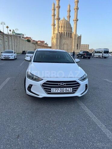 Hyundai Avante 2016, 200,000 km - 1.6 l - Bakı