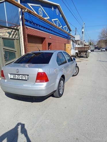 Volkswagen Bora 2000, 214,000 km - 1.6 l - Bakı