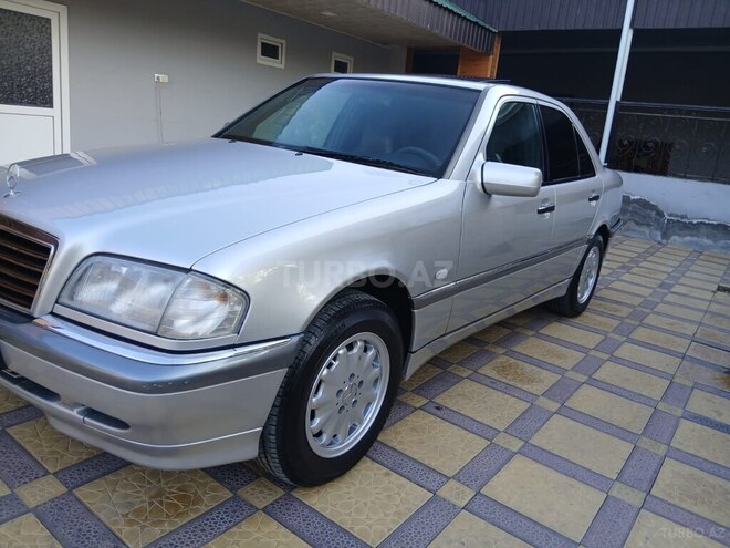 Mercedes C 240 1997, 420,000 km - 2.4 l - Ağcabədi