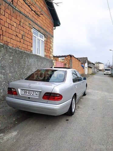 Mercedes E 290 1996, 297,832 km - 2.9 l - Zaqatala