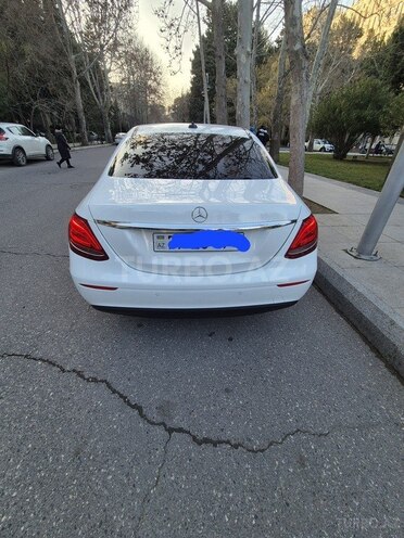 Mercedes E 200 d 2019, 353,800 km - 2.0 л - Bakı