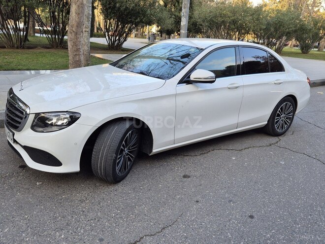 Mercedes E 200 d 2019, 353,800 km - 2.0 л - Bakı