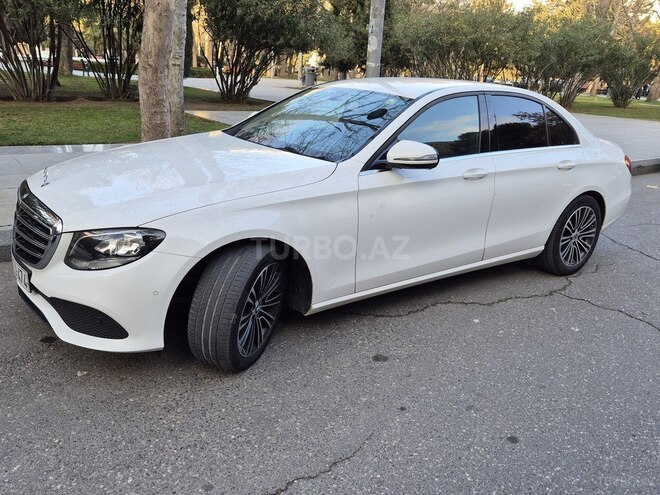 Mercedes E 200 d 2019, 353,800 km - 2.0 л - Bakı