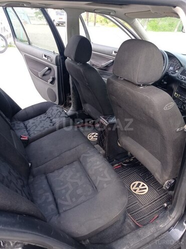 Volkswagen Golf 1999, 490,000 km - 1.4 l - Quba