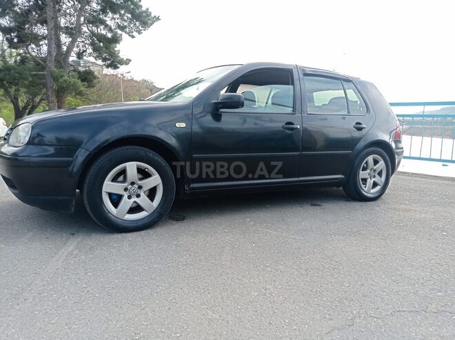 Volkswagen Golf 1999, 490,000 km - 1.4 l - Quba