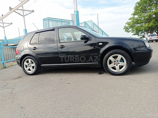 Volkswagen Golf 1999, 490,000 km - 1.4 l - Quba