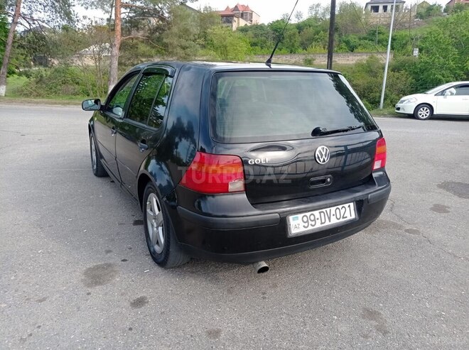 Volkswagen Golf 1999, 490,000 km - 1.4 l - Quba