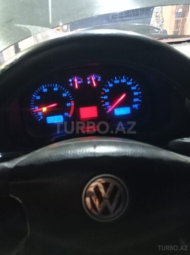 Volkswagen Golf 1999, 490,000 km - 1.4 l - Quba
