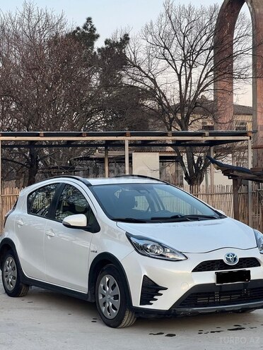 Toyota Aqua 2019, 95,000 km - 1.5 l - Bakı