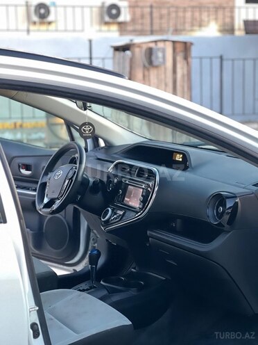 Toyota Aqua 2019, 95,000 km - 1.5 l - Bakı