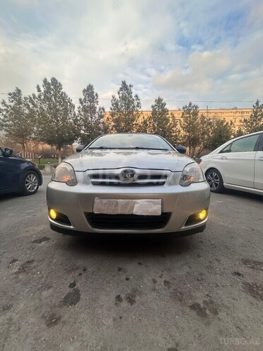 Toyota Corolla 2004, 400,000 km - 1.4 l - Bakı