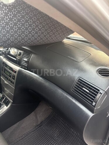 Toyota Corolla 2004, 400,000 km - 1.4 l - Bakı